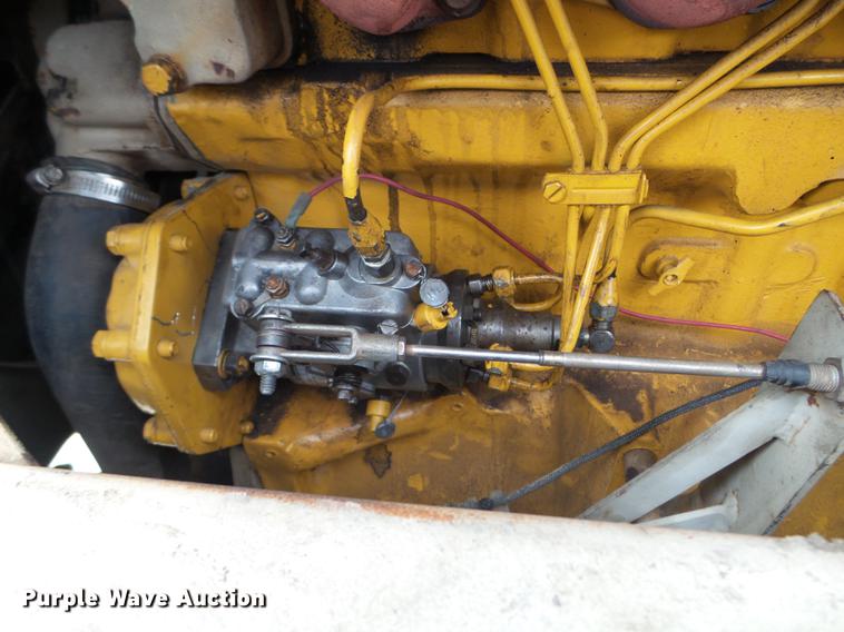 image for item DX9745 1995 Ingersoll Rand SD40F single drum vibratory compactor