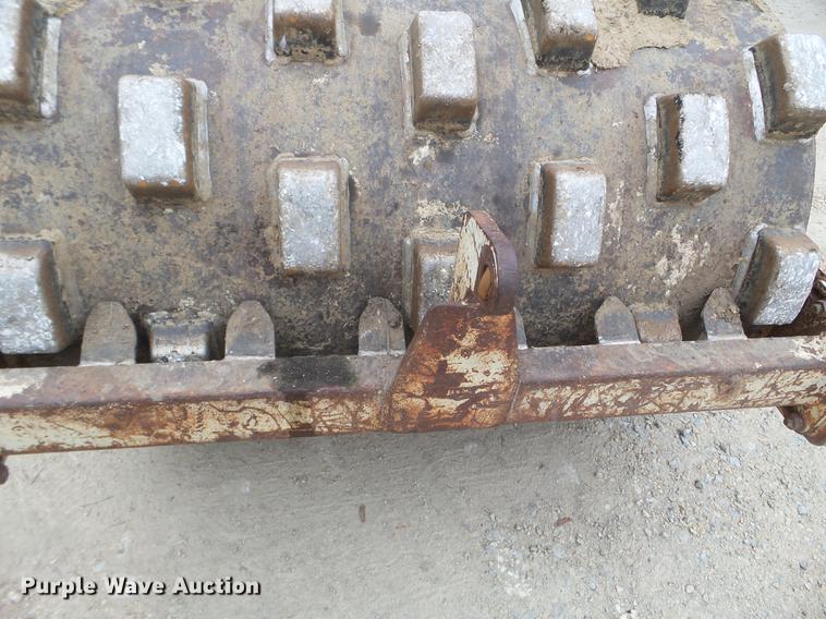 image for item DX9745 1995 Ingersoll Rand SD40F single drum vibratory compactor