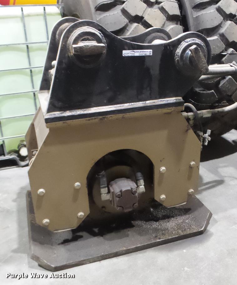 image for item DX9746 Plate compactor