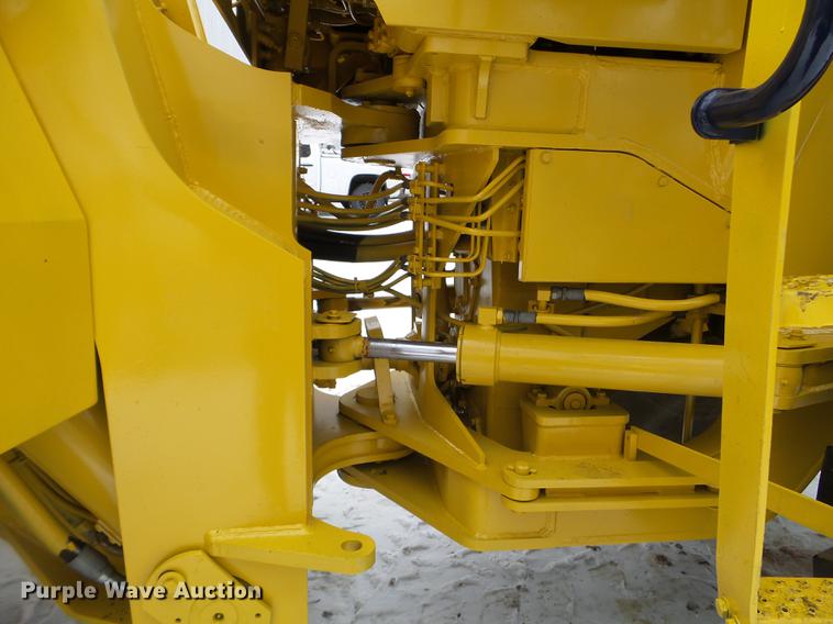 image for item DX9748 1986 Komatsu WA500-1 wheel loader