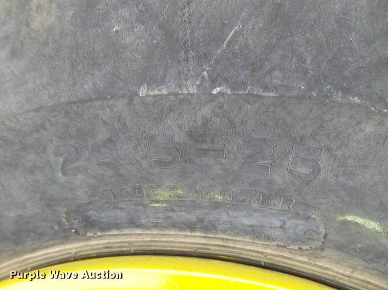 image for item DX9748 1986 Komatsu WA500-1 wheel loader