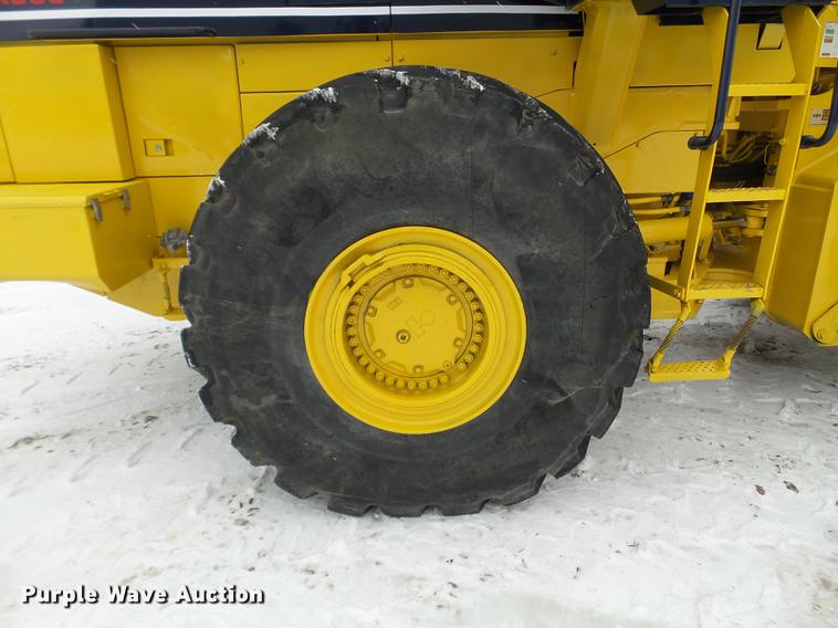 image for item DX9748 1986 Komatsu WA500-1 wheel loader