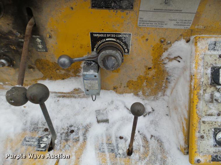 image for item DX9749 1980 Gomaco GT6300 Commander III paver