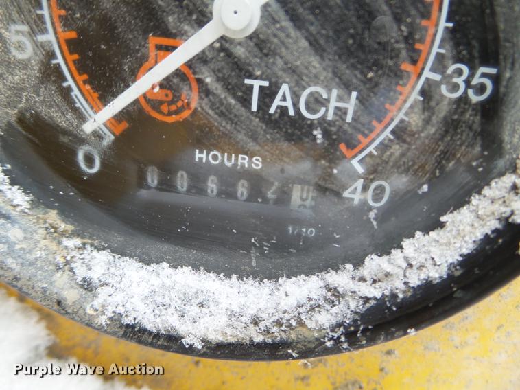 image for item DX9749 1980 Gomaco GT6300 Commander III paver