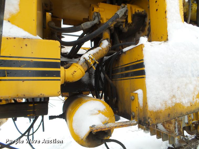 image for item DX9749 1980 Gomaco GT6300 Commander III paver