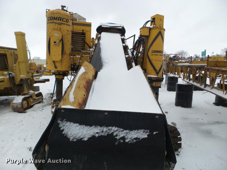 image for item DX9749 1980 Gomaco GT6300 Commander III paver