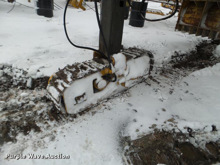 image for item DX9749 1980 Gomaco GT6300 Commander III paver