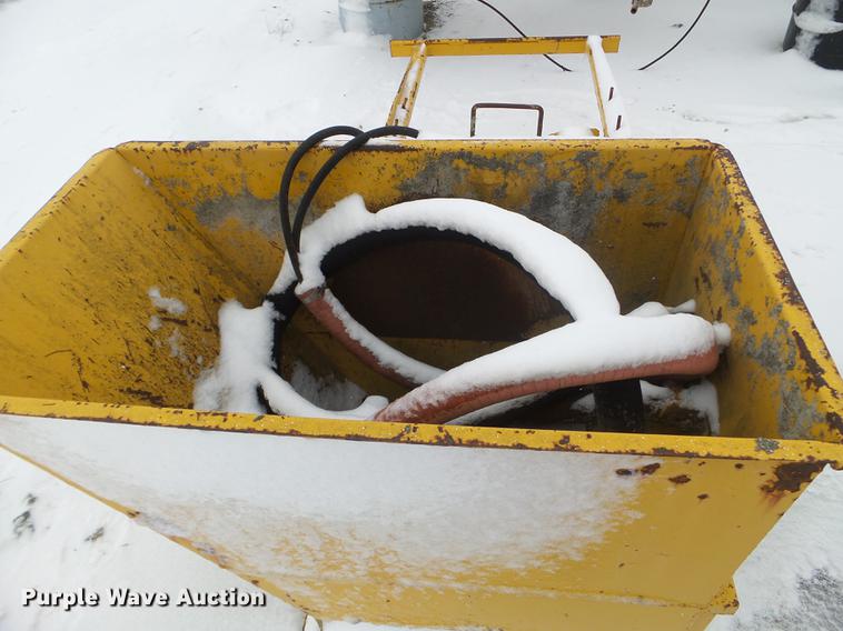 image for item DX9749 1980 Gomaco GT6300 Commander III paver