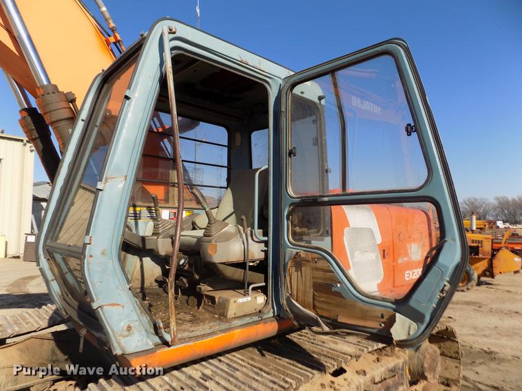 image for item DY9164 1994 Hitachi EX200LC excavator