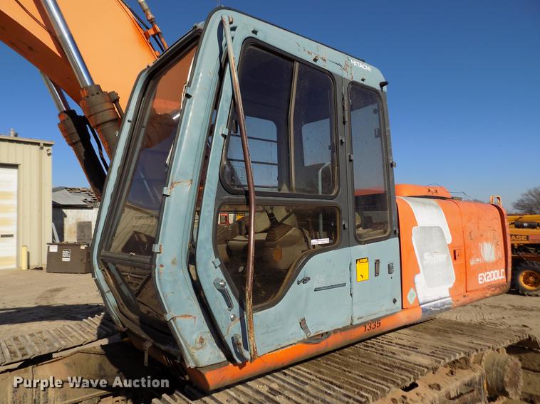image for item DY9164 1994 Hitachi EX200LC excavator