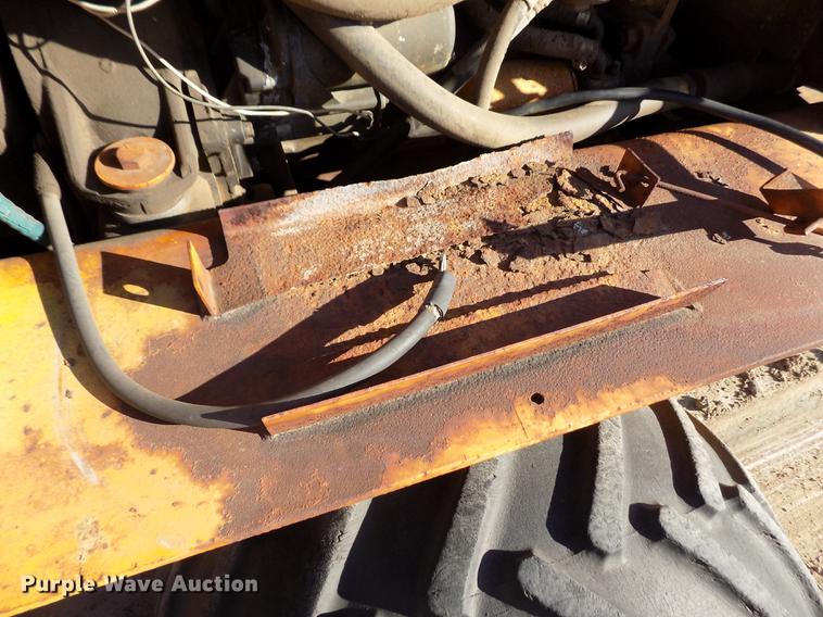 image for item DY9166 1980 Case DH5 trencher