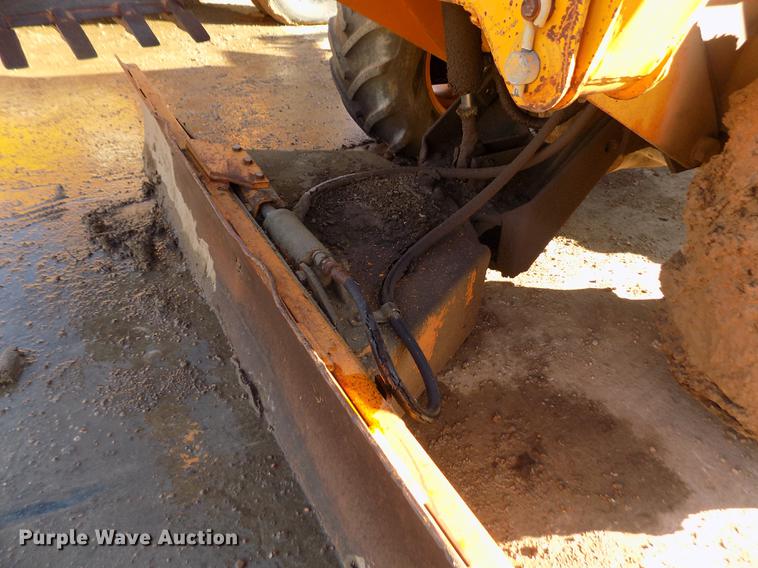 image for item DY9166 1980 Case DH5 trencher