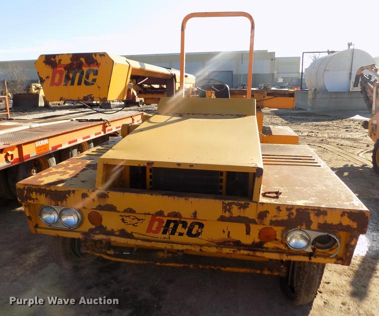 image for item DY9167 1984 BMC MH42B breaker