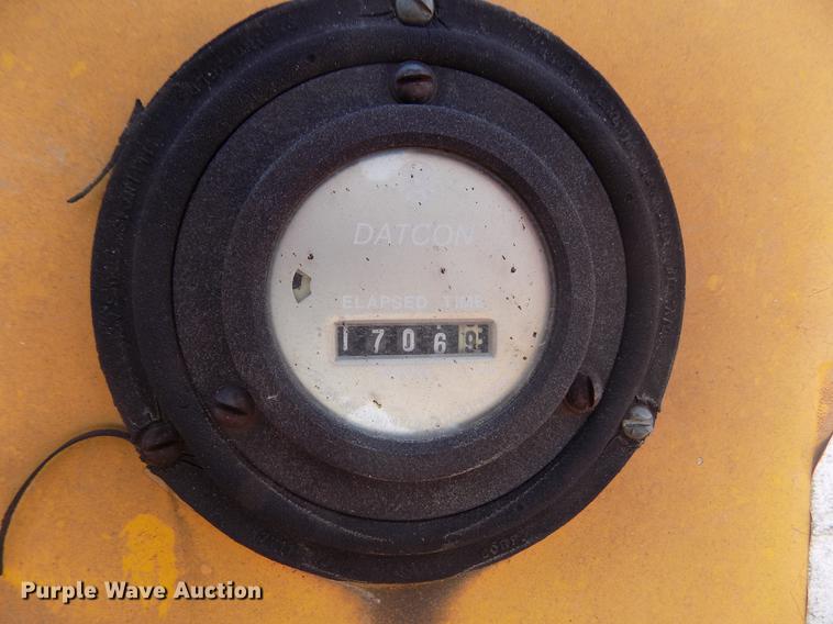 image for item DY9167 1984 BMC MH42B breaker