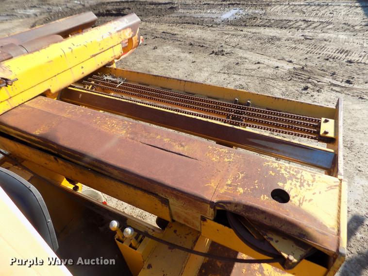 image for item DY9167 1984 BMC MH42B breaker