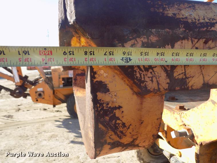 image for item DY9167 1984 BMC MH42B breaker