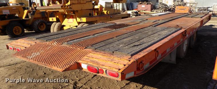 image for item DY9168 1992 Trail-Eze equipment trailer