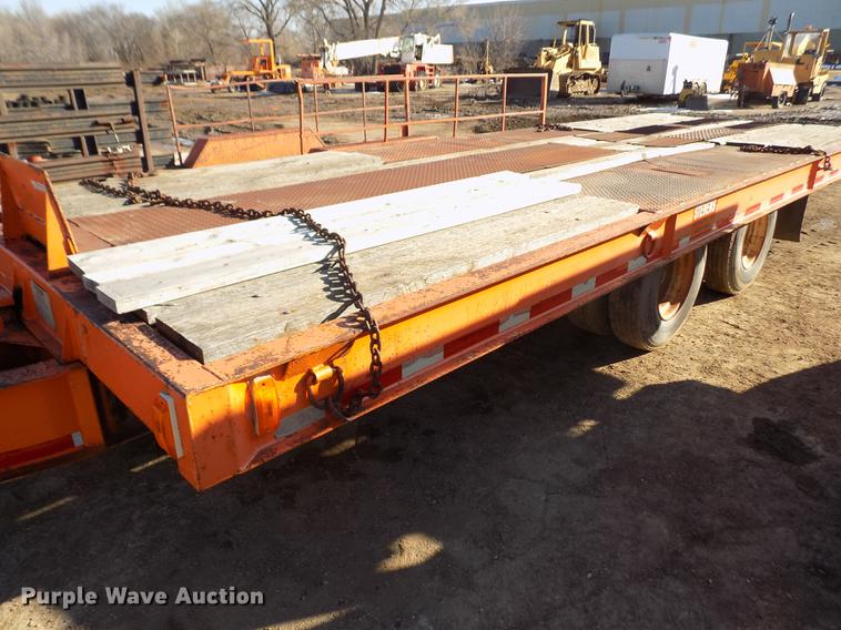 image for item DY9168 1992 Trail-Eze equipment trailer