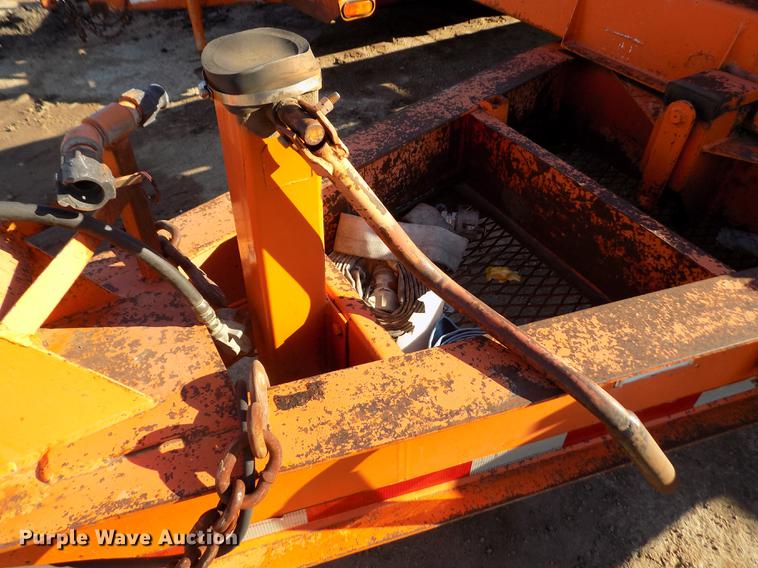 image for item DY9168 1992 Trail-Eze equipment trailer