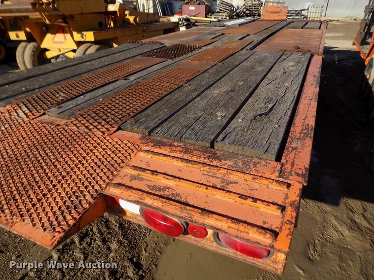 image for item DY9168 1992 Trail-Eze equipment trailer