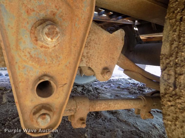 image for item DY9168 1992 Trail-Eze equipment trailer