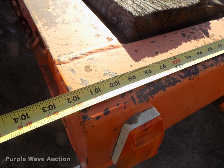 image for item DY9168 1992 Trail-Eze equipment trailer