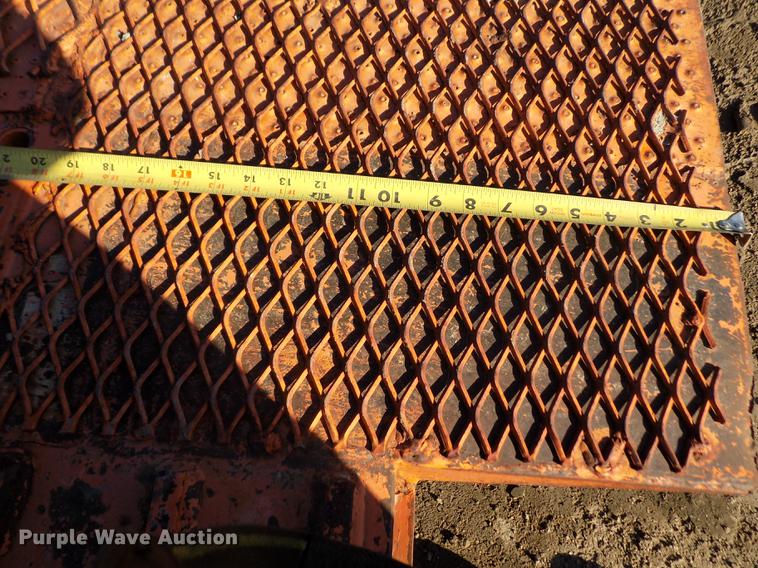 image for item DY9168 1992 Trail-Eze equipment trailer