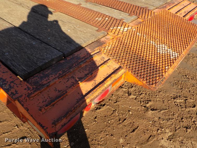 image for item DY9168 1992 Trail-Eze equipment trailer