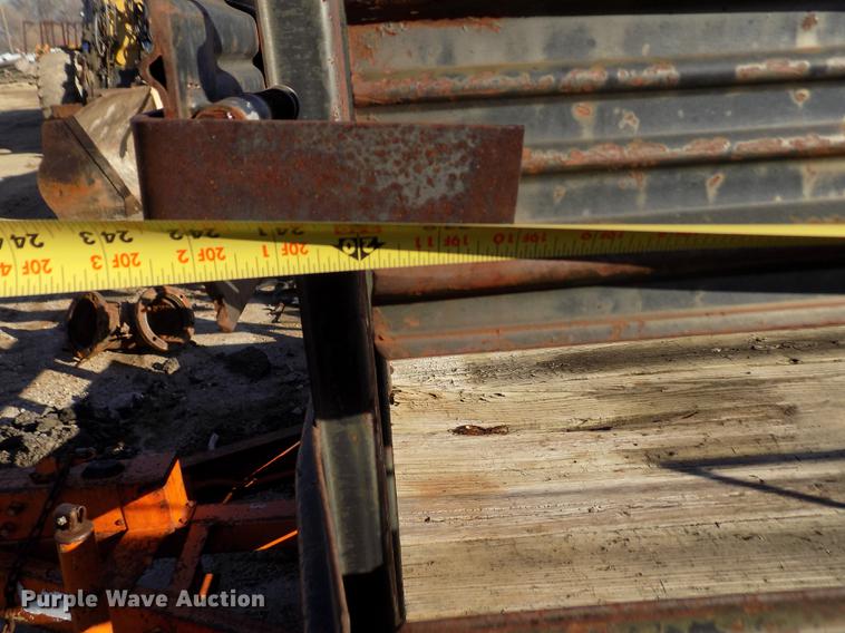 image for item DY9169 1990 shop built utility trailer