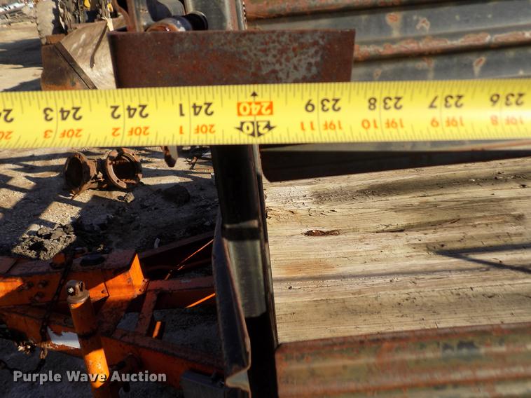 image for item DY9169 1990 shop built utility trailer