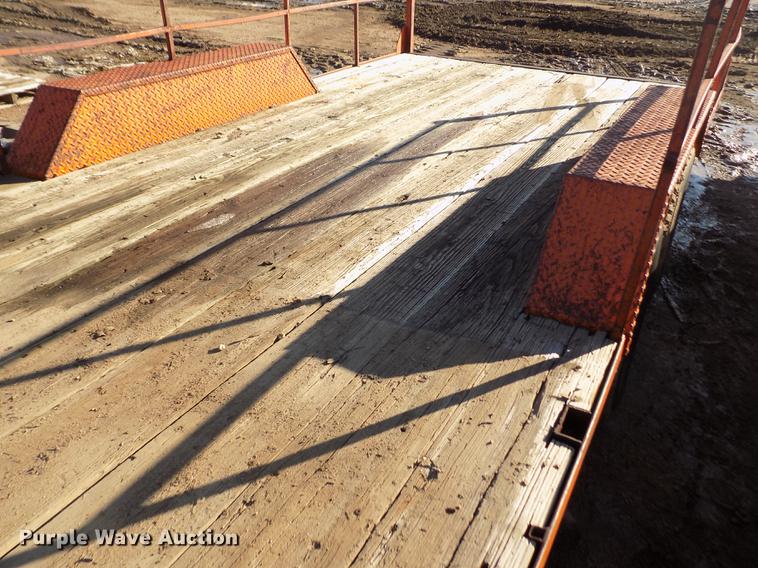 image for item DY9169 1990 shop built utility trailer