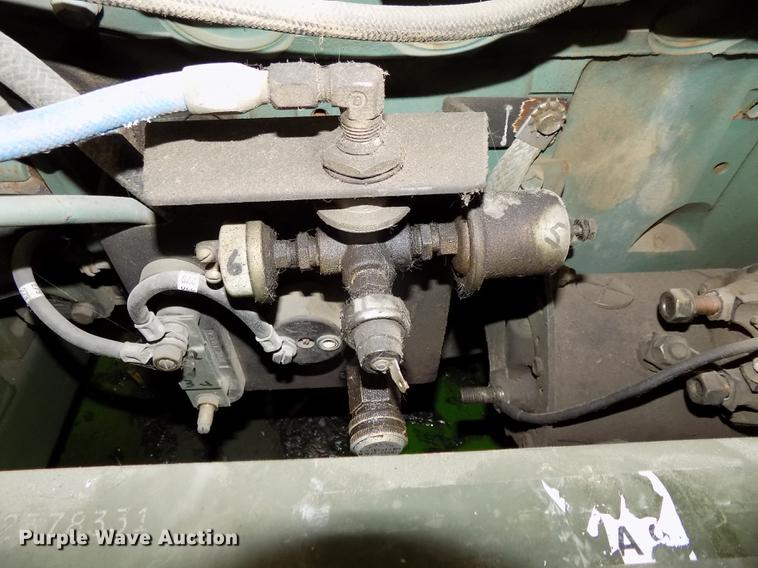 image for item DZ9599 1988 Detroit Diesel 8V92TA V8 turbo diesel engine
