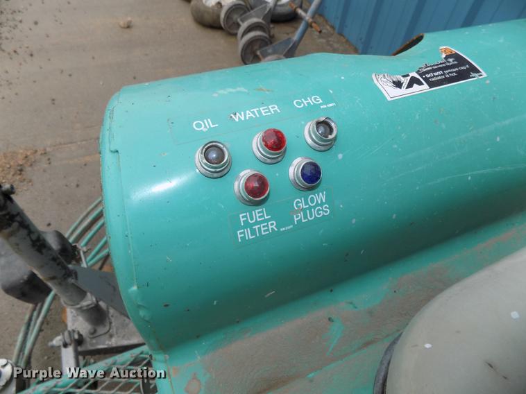 image for item DZ9615 MQ Whiteman HHN34TVDTCSL5 power trowel