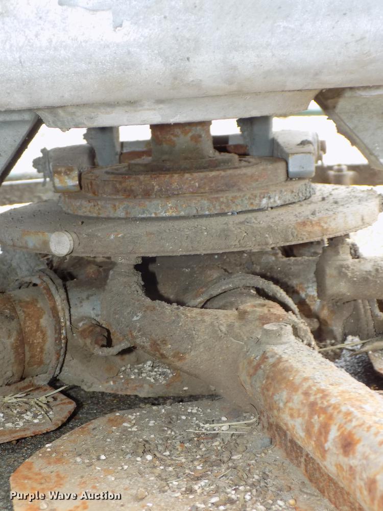 image for item DZ9615 MQ Whiteman HHN34TVDTCSL5 power trowel