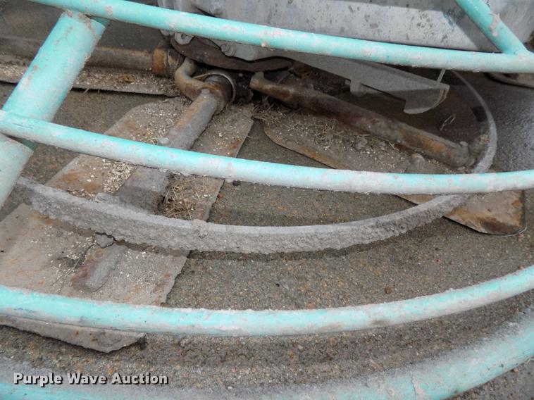 image for item DZ9616 MQ Whiteman HHN34TVDTCSL5 power trowel