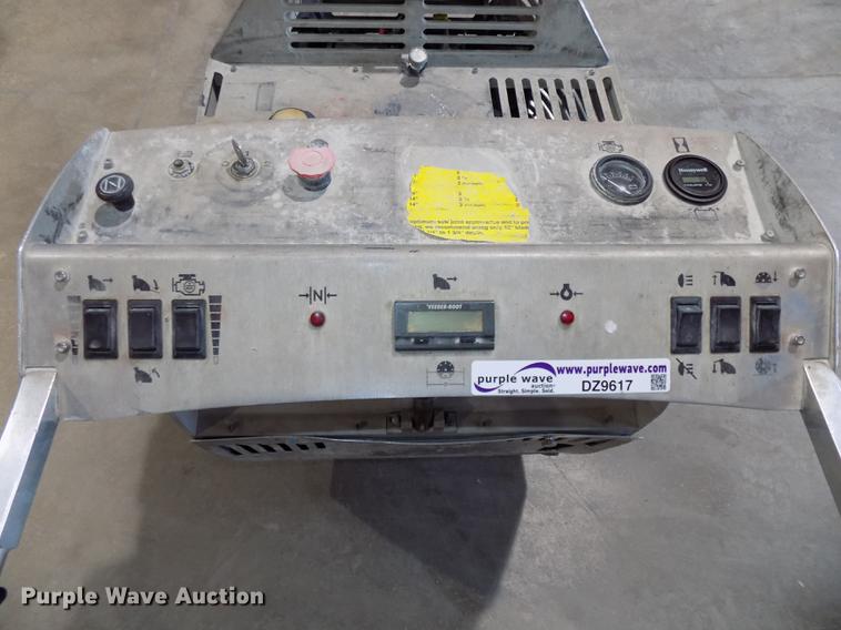 image for item DZ9617 2012 Soffcut X4200 concrete saw