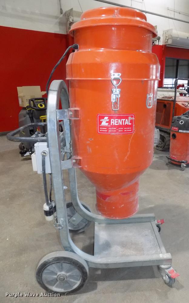 image for item DZ9619 (2) Husqvarna concrete dust extractor vacuums