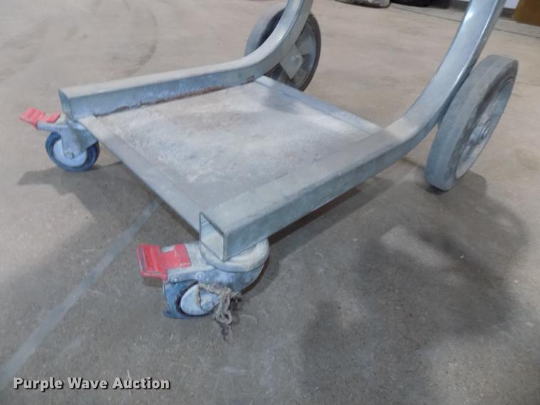 image for item DZ9619 (2) Husqvarna concrete dust extractor vacuums