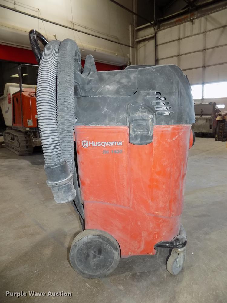 image for item DZ9619 (2) Husqvarna concrete dust extractor vacuums