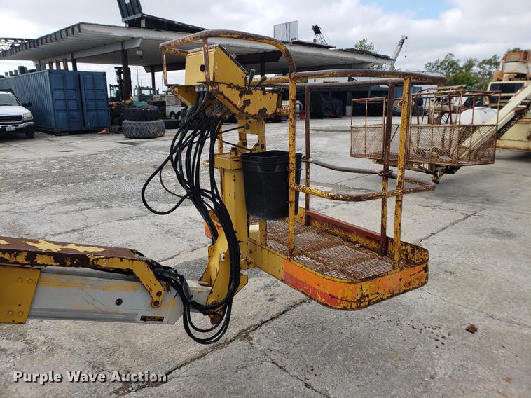image for item EF9936 Condor RT48A boom lift