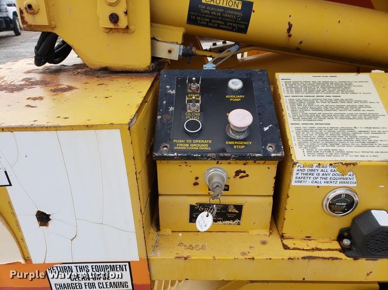 image for item EF9936 Condor RT48A boom lift