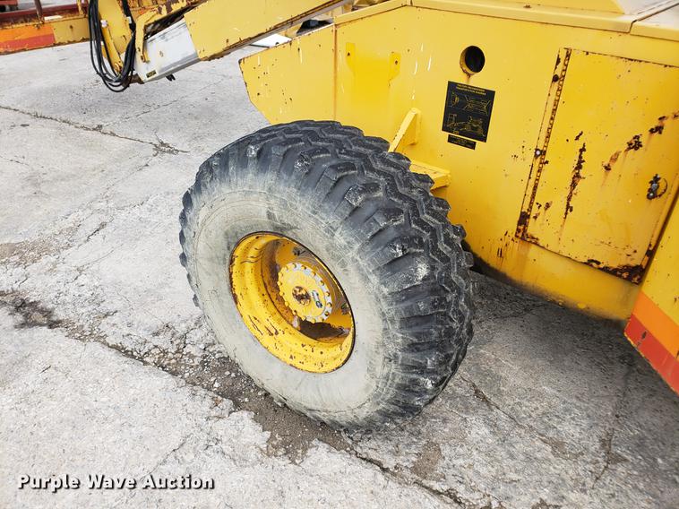 image for item EF9936 Condor RT48A boom lift