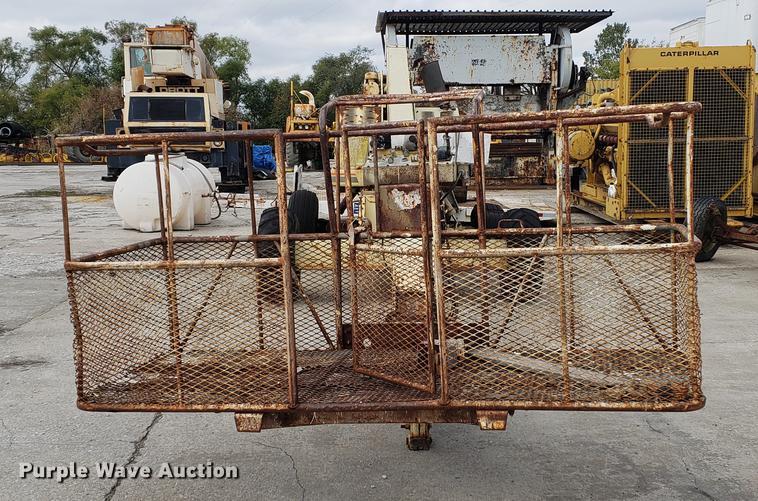 image for item EF9937 JLG 40H boom lift