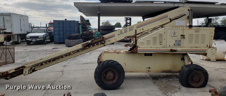 image for item EF9937 JLG 40H boom lift
