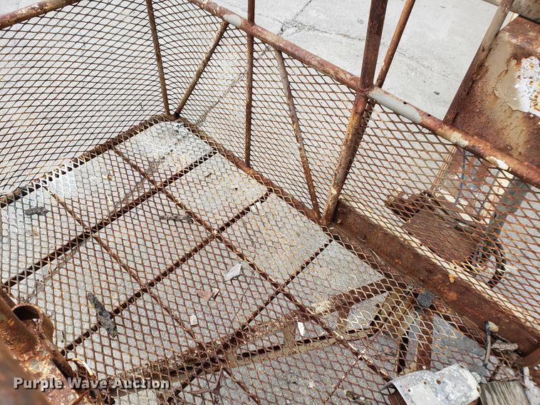 image for item EF9937 JLG 40H boom lift