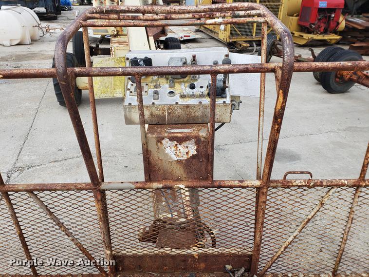 image for item EF9937 JLG 40H boom lift