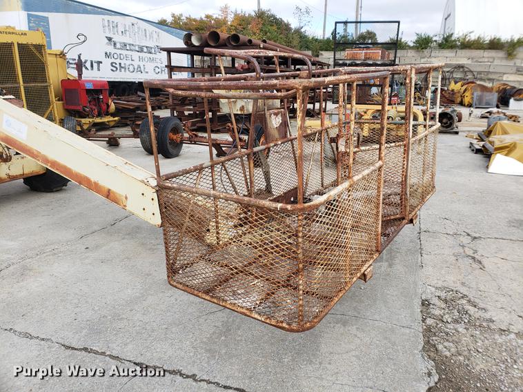 image for item EF9937 JLG 40H boom lift