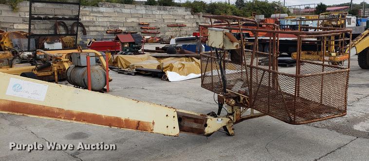 image for item EF9937 JLG 40H boom lift