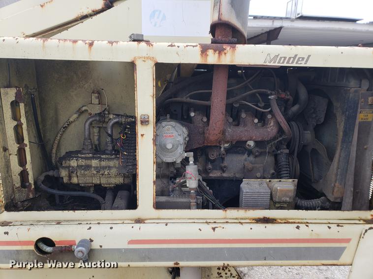 image for item EF9937 JLG 40H boom lift