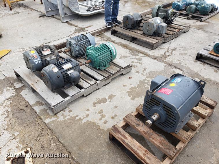 image for item EF9952 (5) electric motors